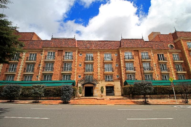 Windsor House Inn By Geh Suites 1