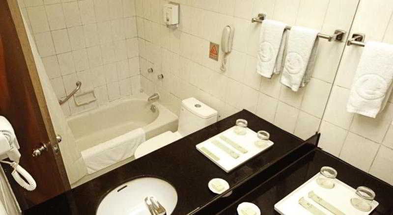 Fu Hua Hotel Ltd. 5