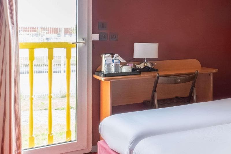 Sky Hotel Goussainville Charles de Gaulle 4