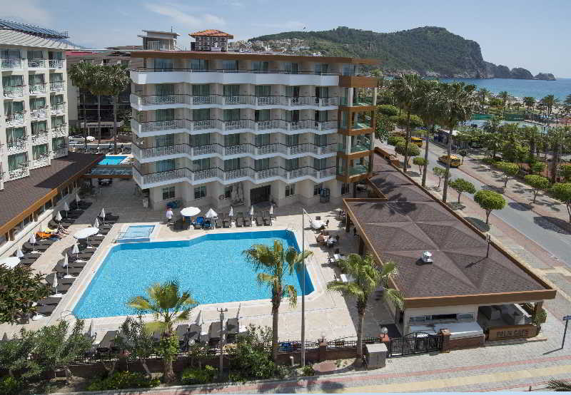 Riviera Hotel & Spa photo 1