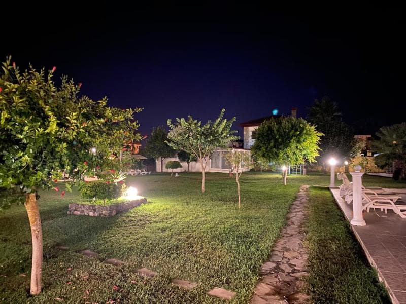 Yavuz Hotel 5