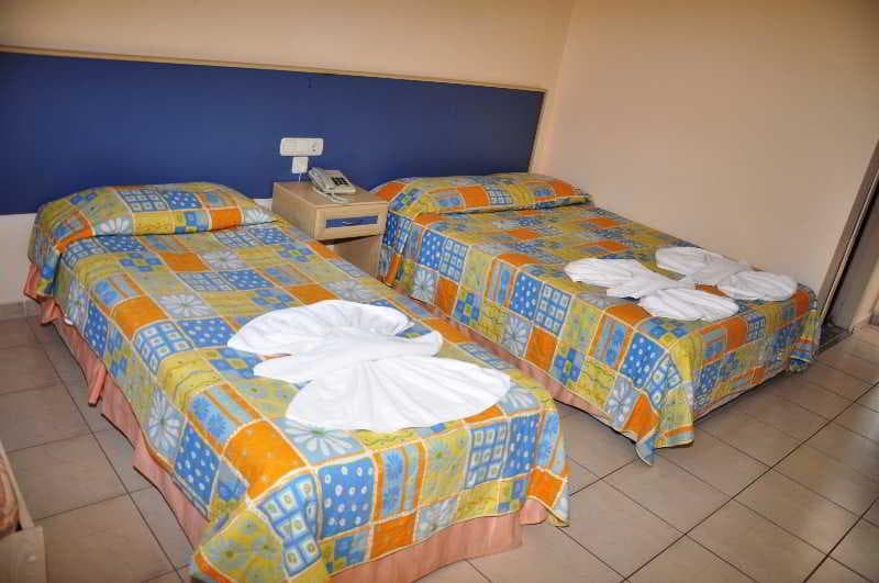 Montebello Deluxe Hotel 3