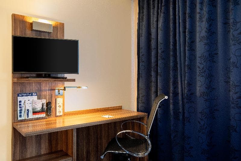 Holiday Inn Express Bremen Airport 3