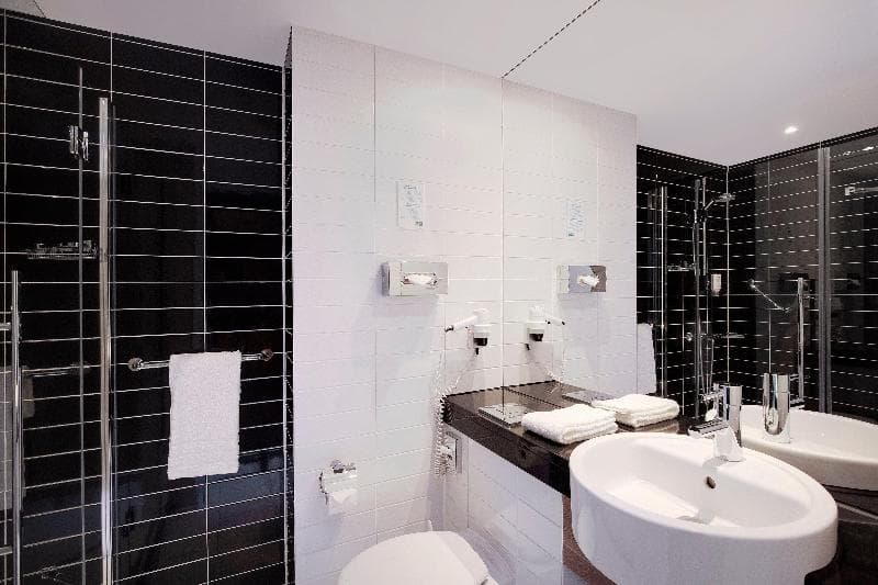 Holiday Inn Express Bremen Airport 2