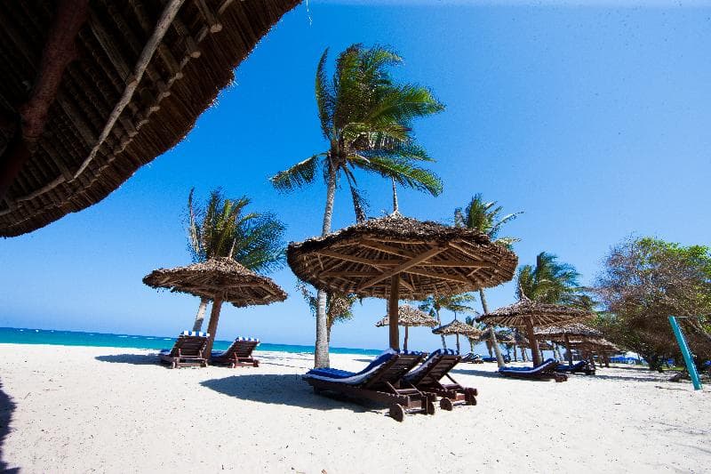 Jacaranda Indian Ocean Beach Resort 3