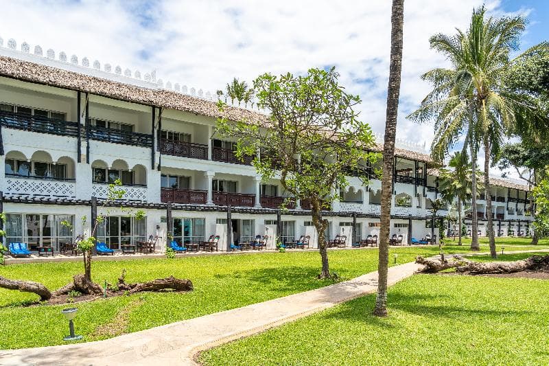 Southern Palms Beach Resort photo 1