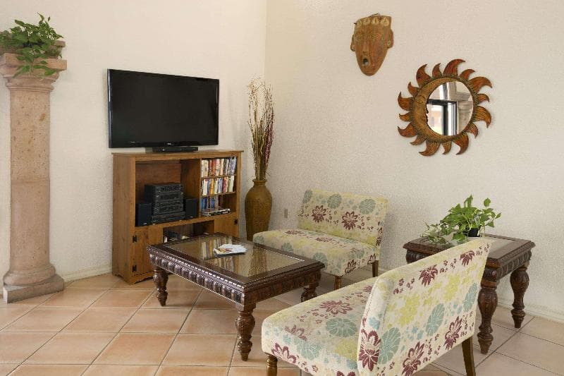 Super 8 by Wyndham South Padre Island 4
