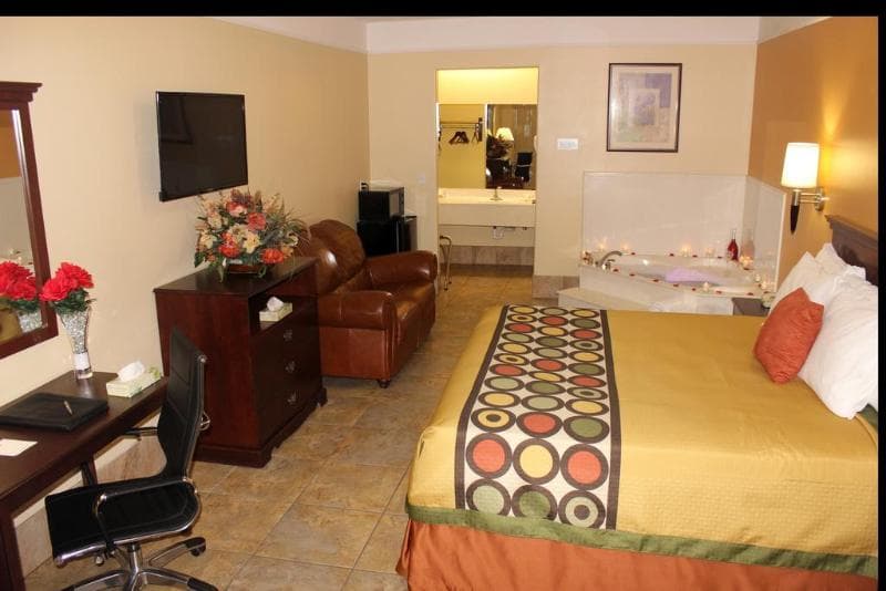 Super 8 Mcallen Hidalgo/mission Area 2
