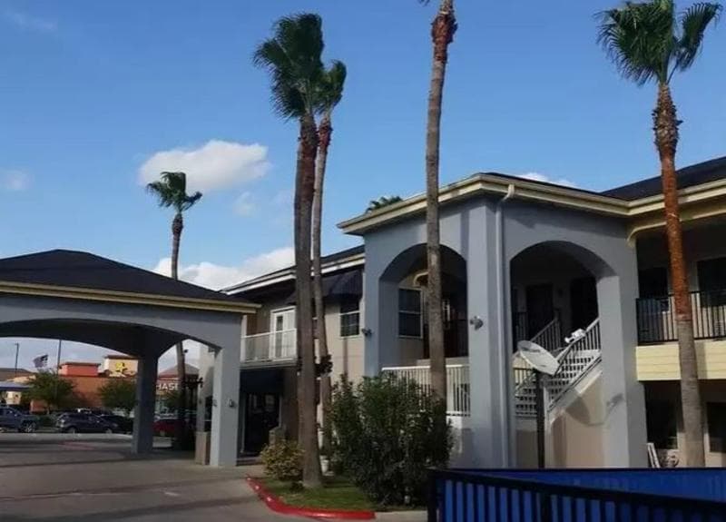Texas Inn Downtown McAllen photo 1
