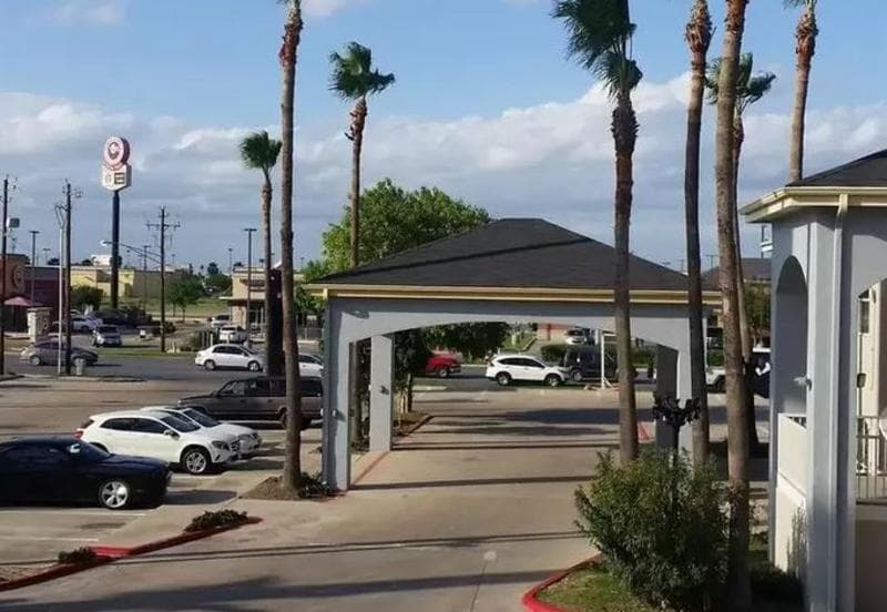 Texas Inn Downtown McAllen 4