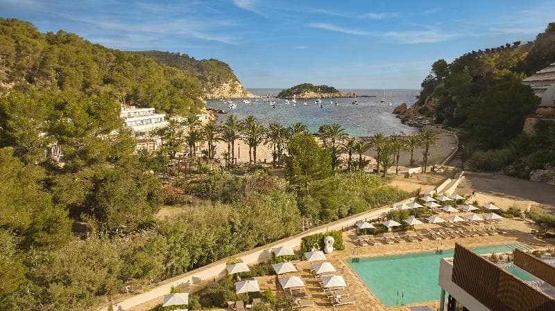 Cala San Miguel Hotel Ibiza, Curio Collection by Hilton, Adults only 3