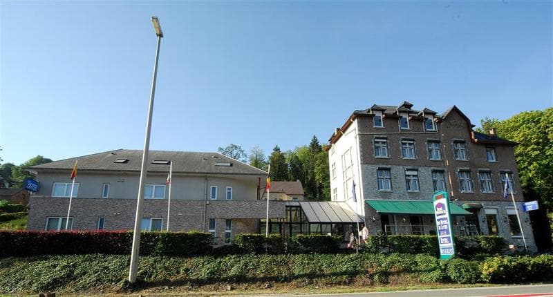 New Hotel de Lives 3