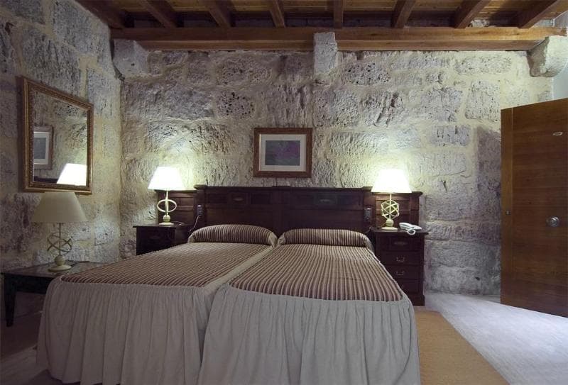Senorio De Olmillos Hotel 4