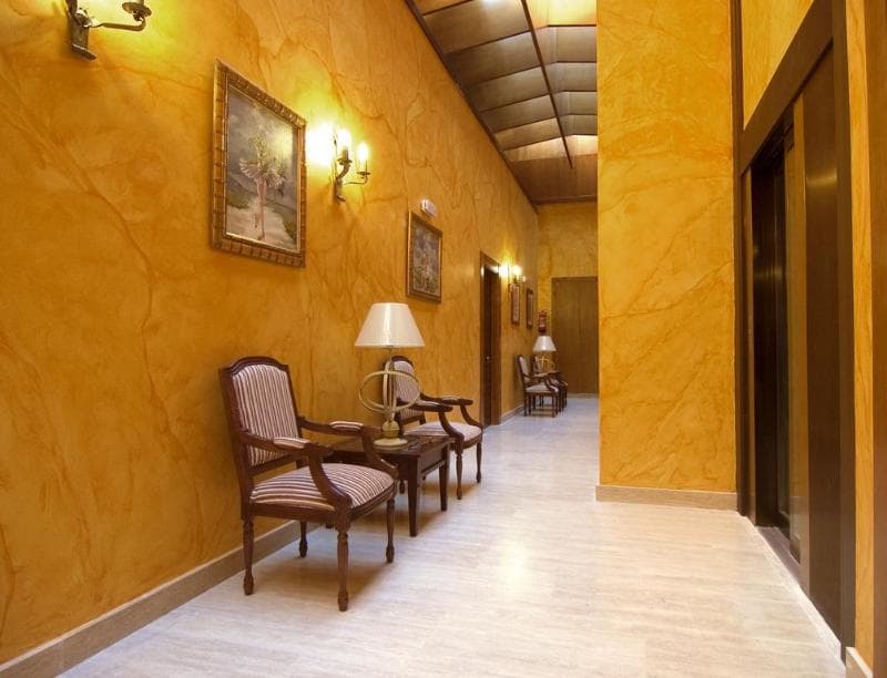 Senorio De Olmillos Hotel 5