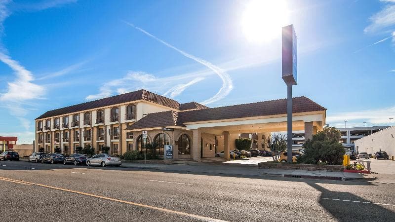 Best Western Norwalk Inn photo 1