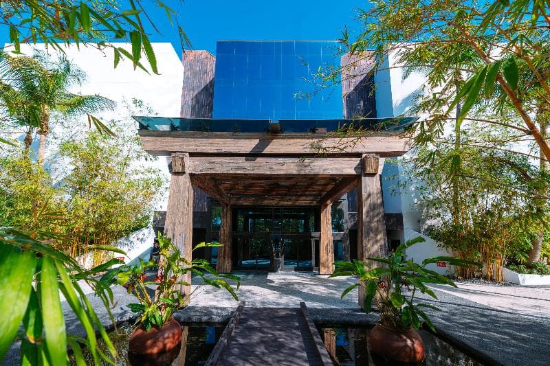 Tideline Ocean Resort & Spa 2