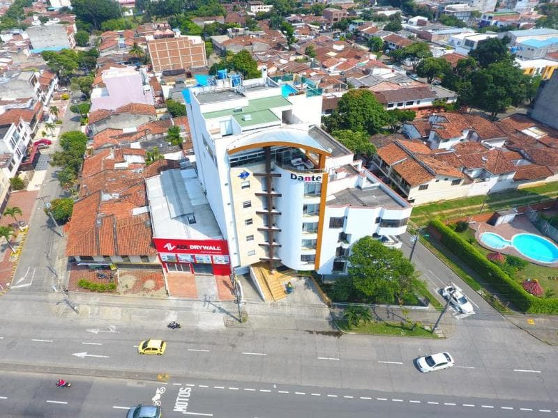 Toscana Plaza 3