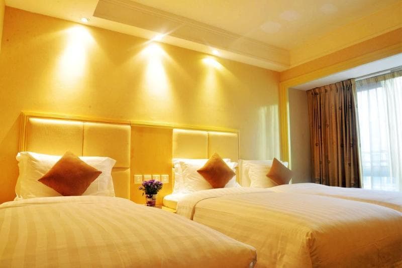 Oasis Avenue 4