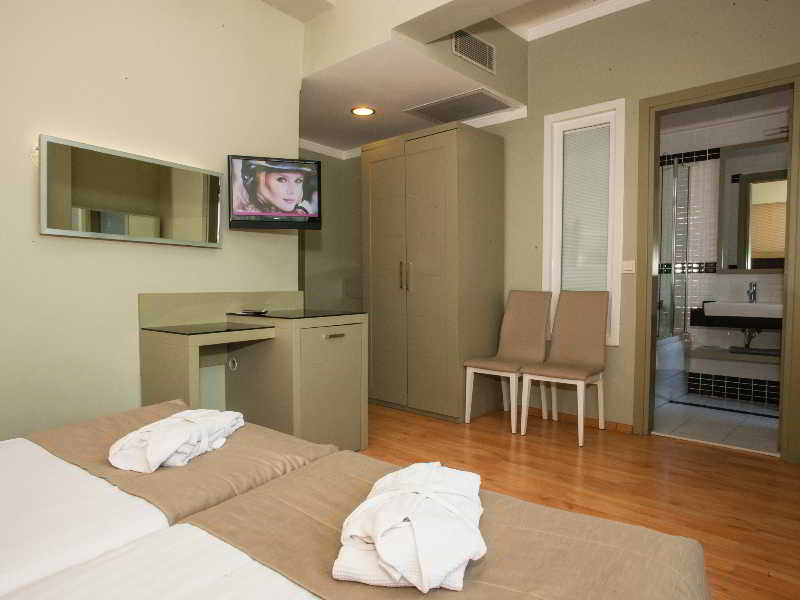 Hotellino 4