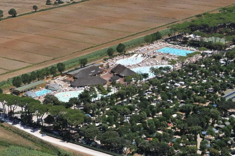 hu Park Albatros village 4