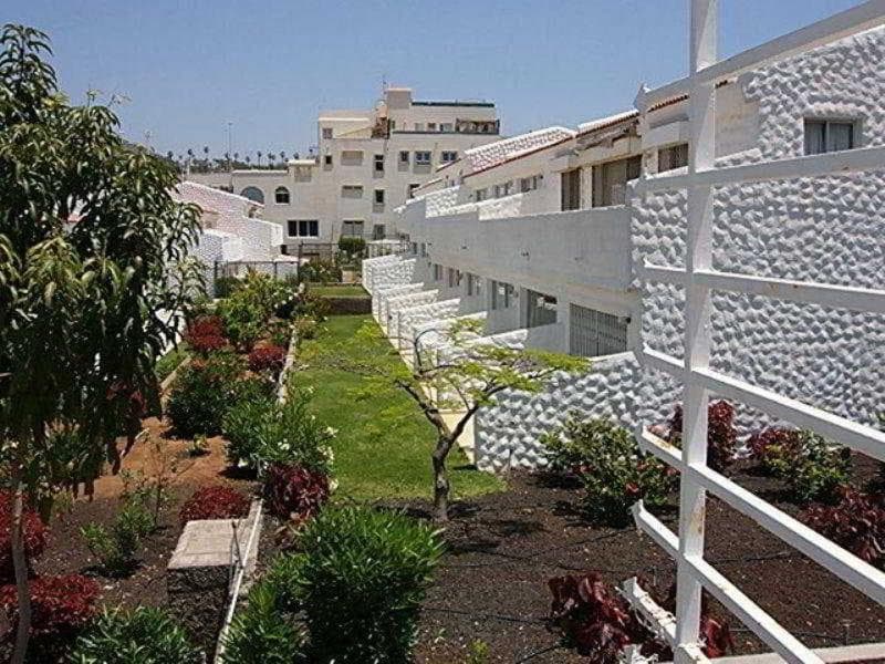 Paradero II (Adults only) main
