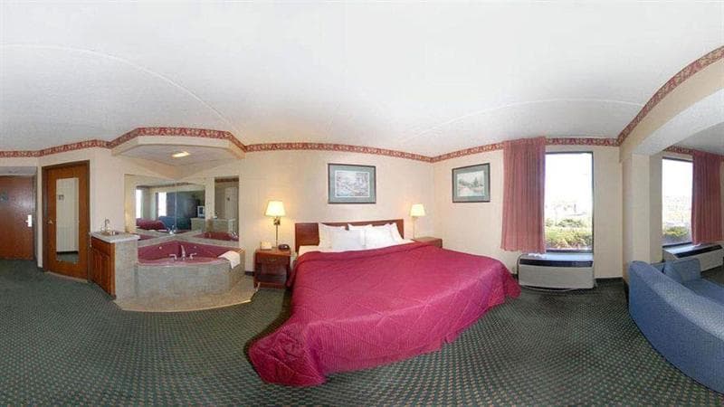 Quality Inn 2