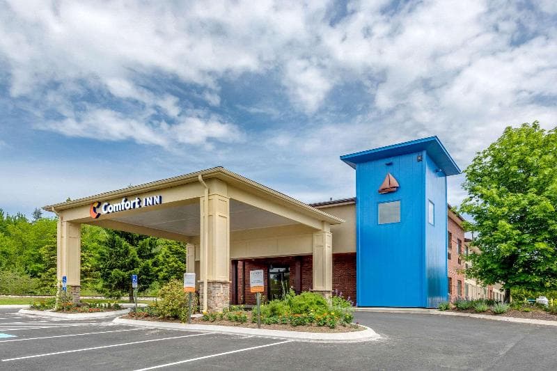 Comfort Inn Ellsworth - Bar Harbor photo 1