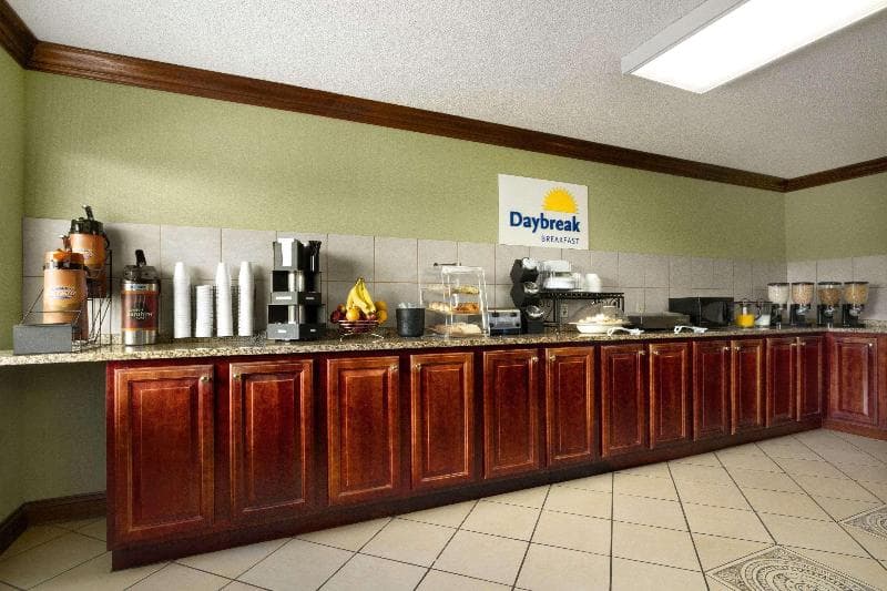Days Inn by Wyndham Southaven 4