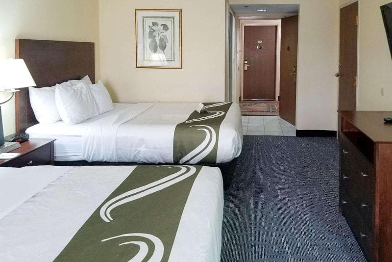 Quality Inn 3
