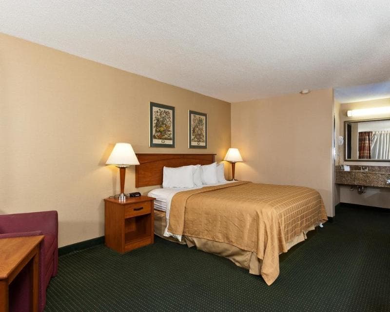 Quality Inn Tupelo 3