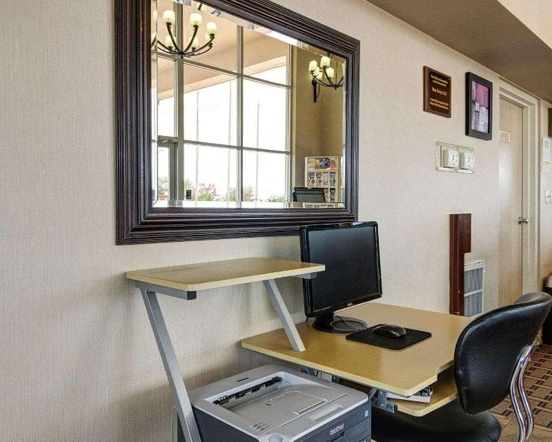 Quality Inn Conway main