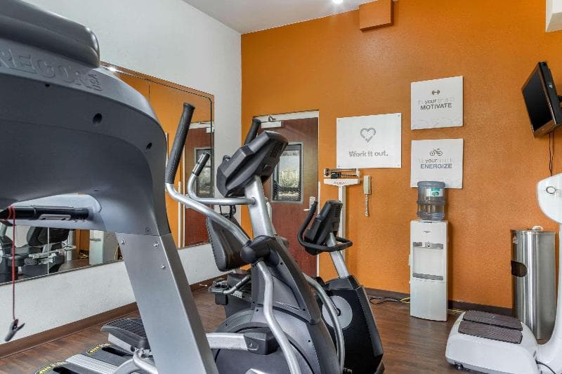 Comfort Suites Gateway 3