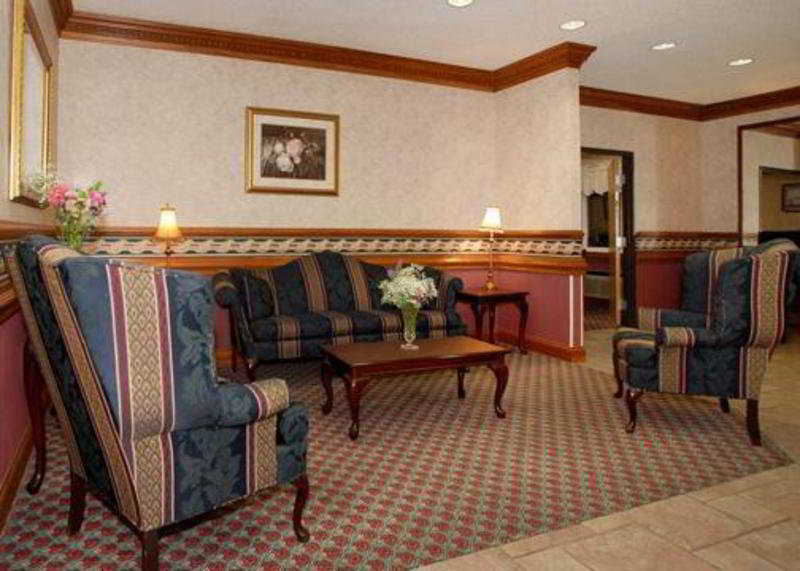 Quality Inn & Suites photo 1