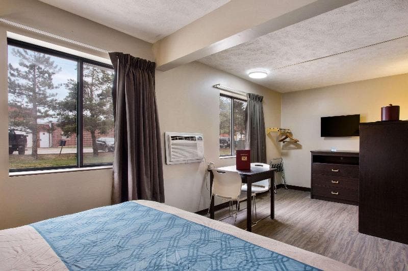 Econo Lodge Olathe - Kansas City main