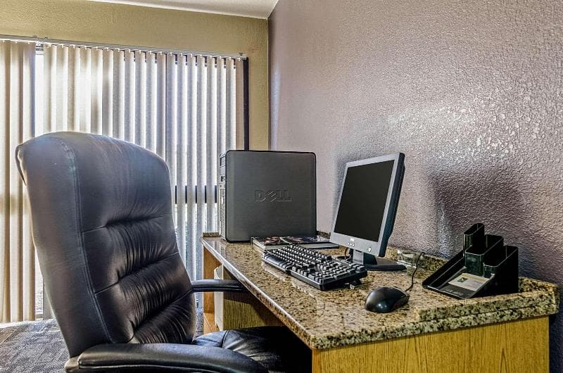 Quality Inn South 4
