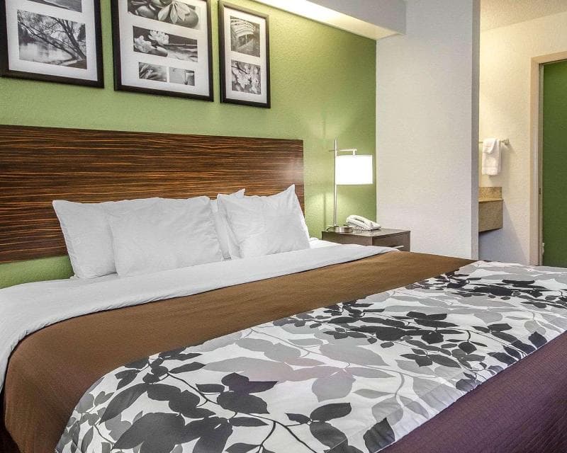 Sleep Inn Louisville Airport & Expo 4