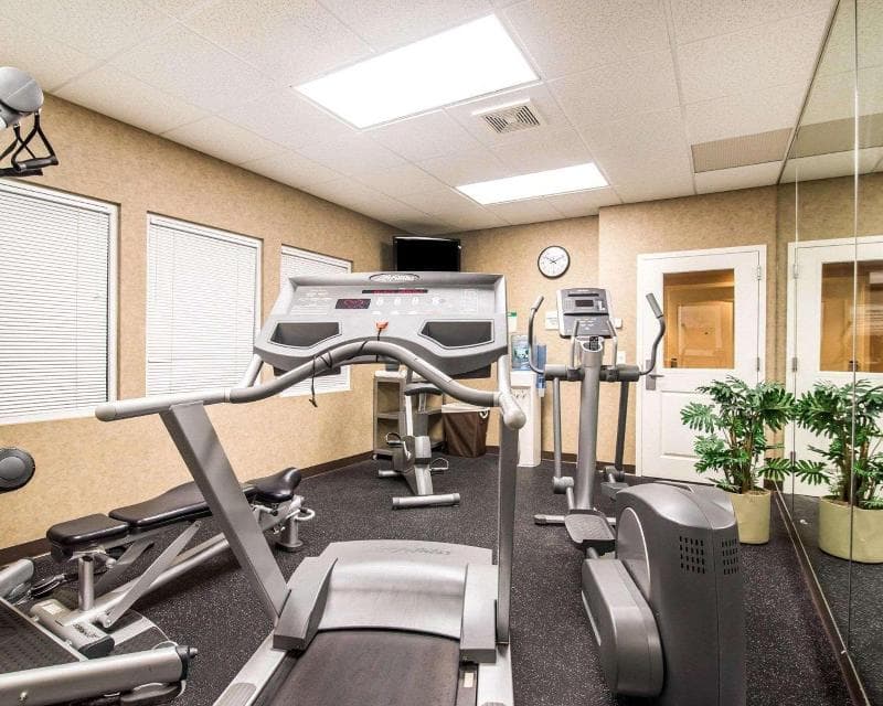 Comfort Inn & Suites Dover-Portsmouth photo 1