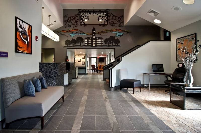 Inn at Clemson 4