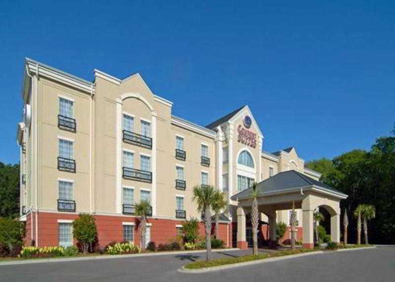 Fairfield Inn & Suites Charleston North/Ashley Phosphate photo 1