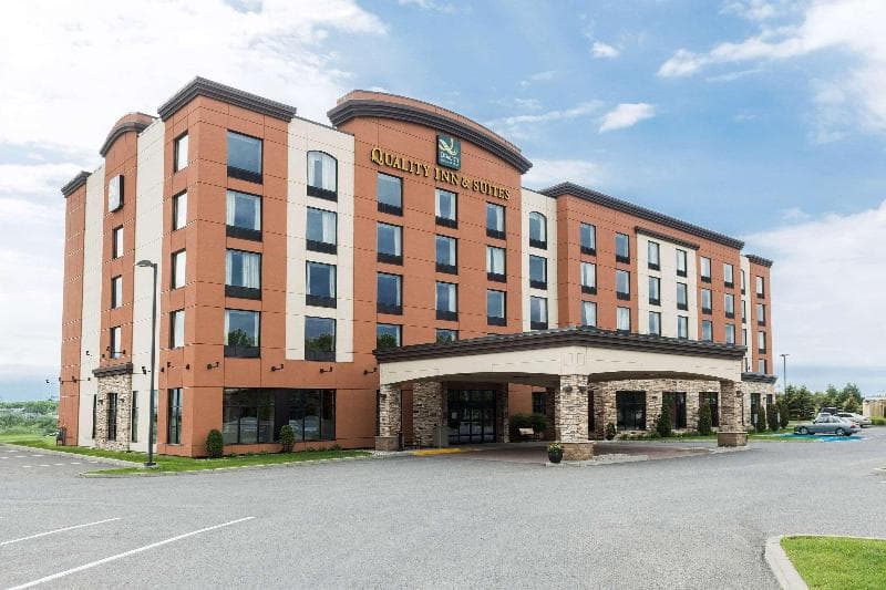 Quality Inn & Suites Levis photo 1