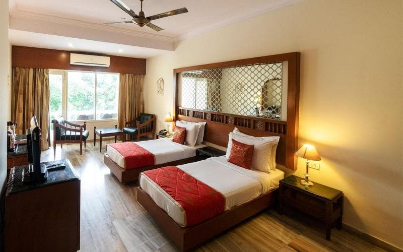 Hotel Hilltop Palace photo 1