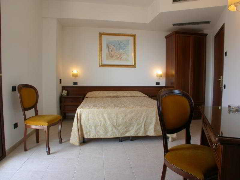 Andromaco Palace Hotel 5