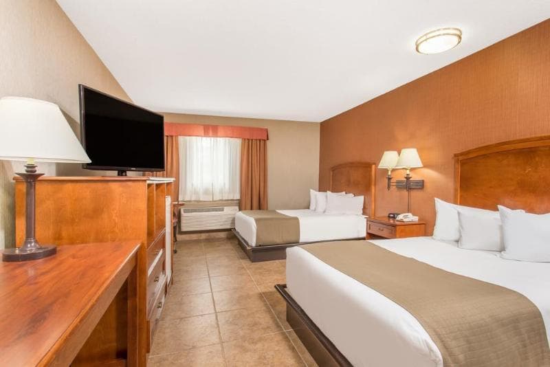 Canmore Inn & Suites 2