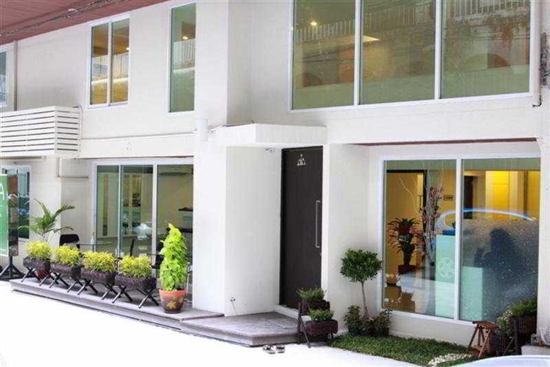 Nantra de Comfort (Adults only) 4