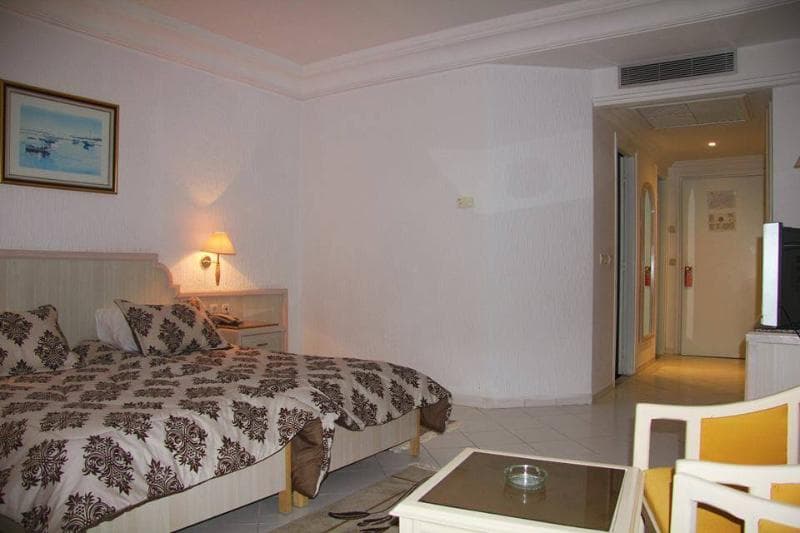 Hotel Jinene Royal photo 1
