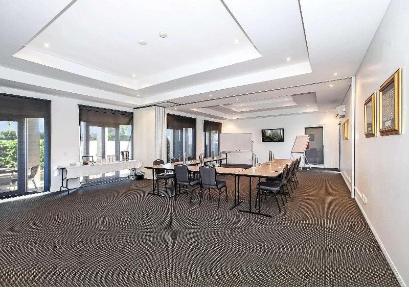 Comfort Inn & Suites Northgate Airport 1