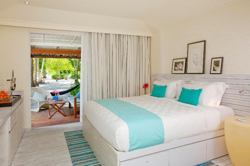 Holiday Inn Resort Kandooma Maldives 2