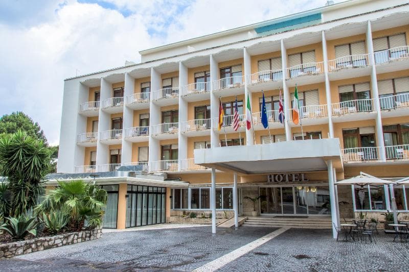 Grand Hotel Moon Valley 2