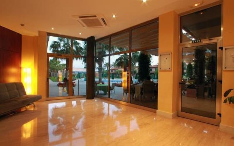 Clipper Hotel & Villas 4