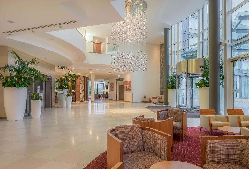 Hilton Reading 4